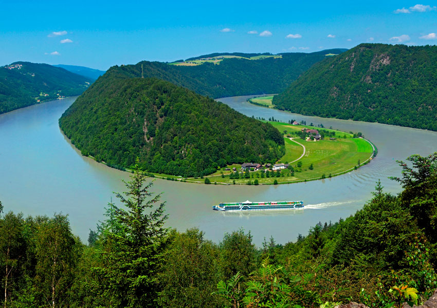 golden bay tour slider